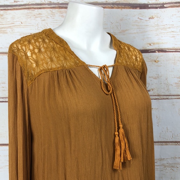 C2 - Patrons of Peace Peasant Top - S - Picture 2 of 6